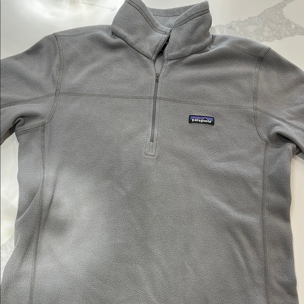 Patagonia Men's Gray Sweater